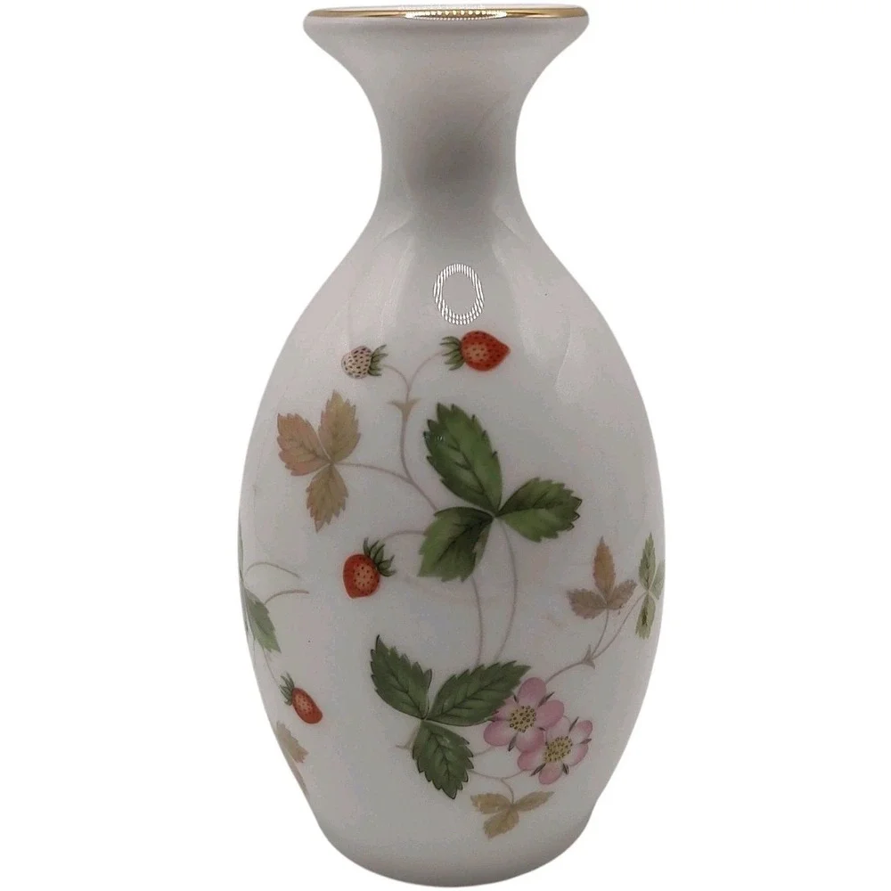 Vintage Wedgewood‎ Wild Strawberry Vase Bud Bone China Gold Rim made in England